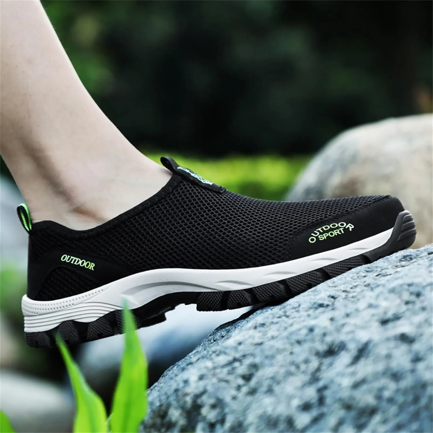 Men's Fashion Sneakers Fashion Spring and Summer Men Sports Shoes Flat Bottom Non Slip Outdoor Hiking Shoes Mesh