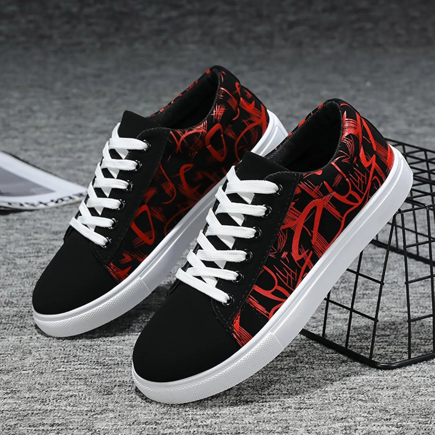 Mens Slip On Men Shoe Flat Low Top Casual Cloth Shoes Fashionable Outdoor Canvas Casual Shoes