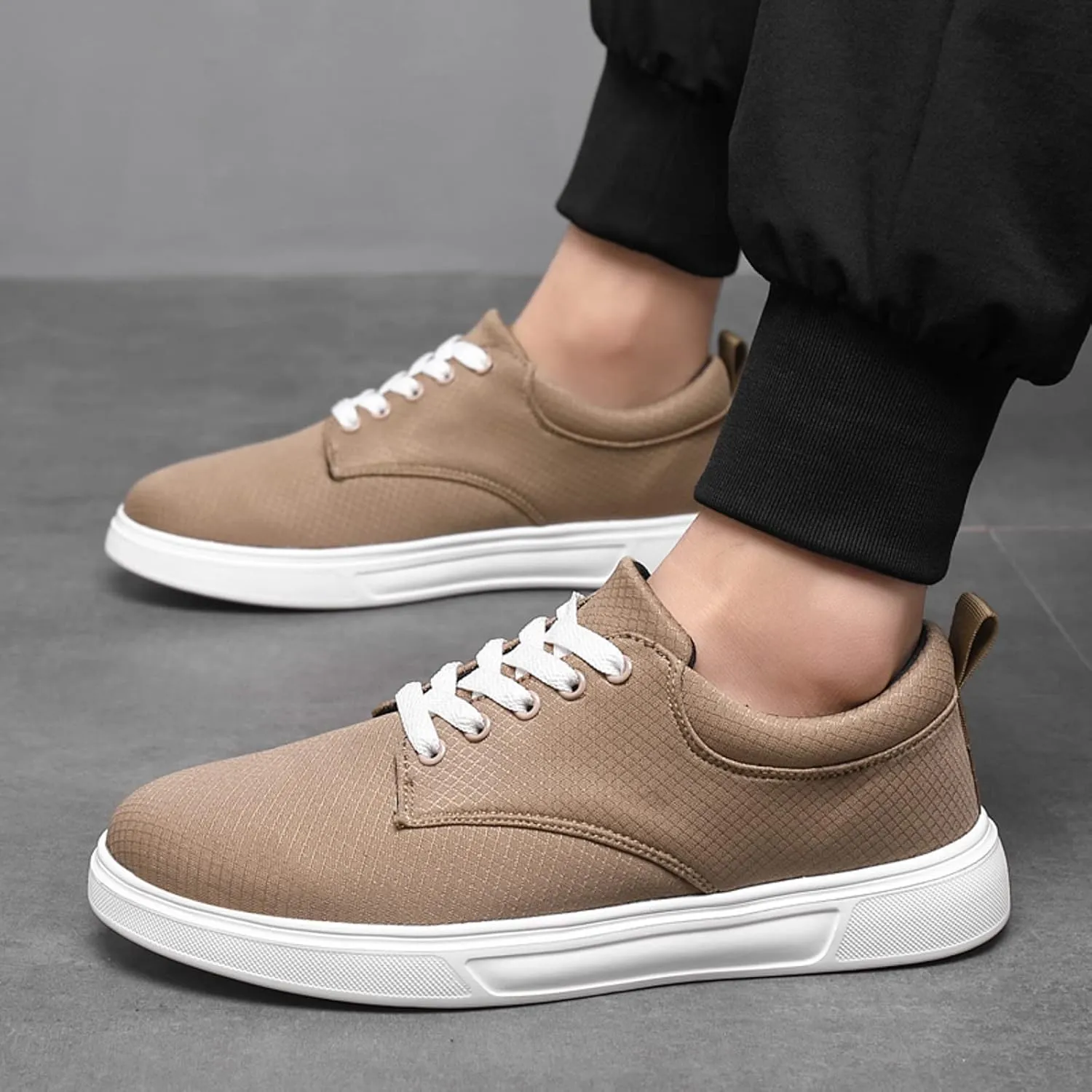 Sneakers Business Breathable Men Casual Shoes Fashionable and Simple Solid Color Thick Bottomed Flat Bottomed