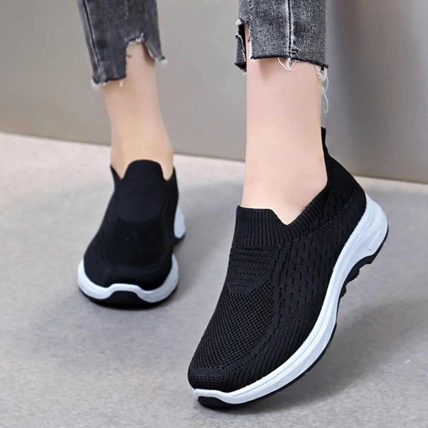 Women's Sneakers Non Slip Thick Bottom Sneakers Fashionable Breathable Mesh Shoes Stretch Minimalist Shoes