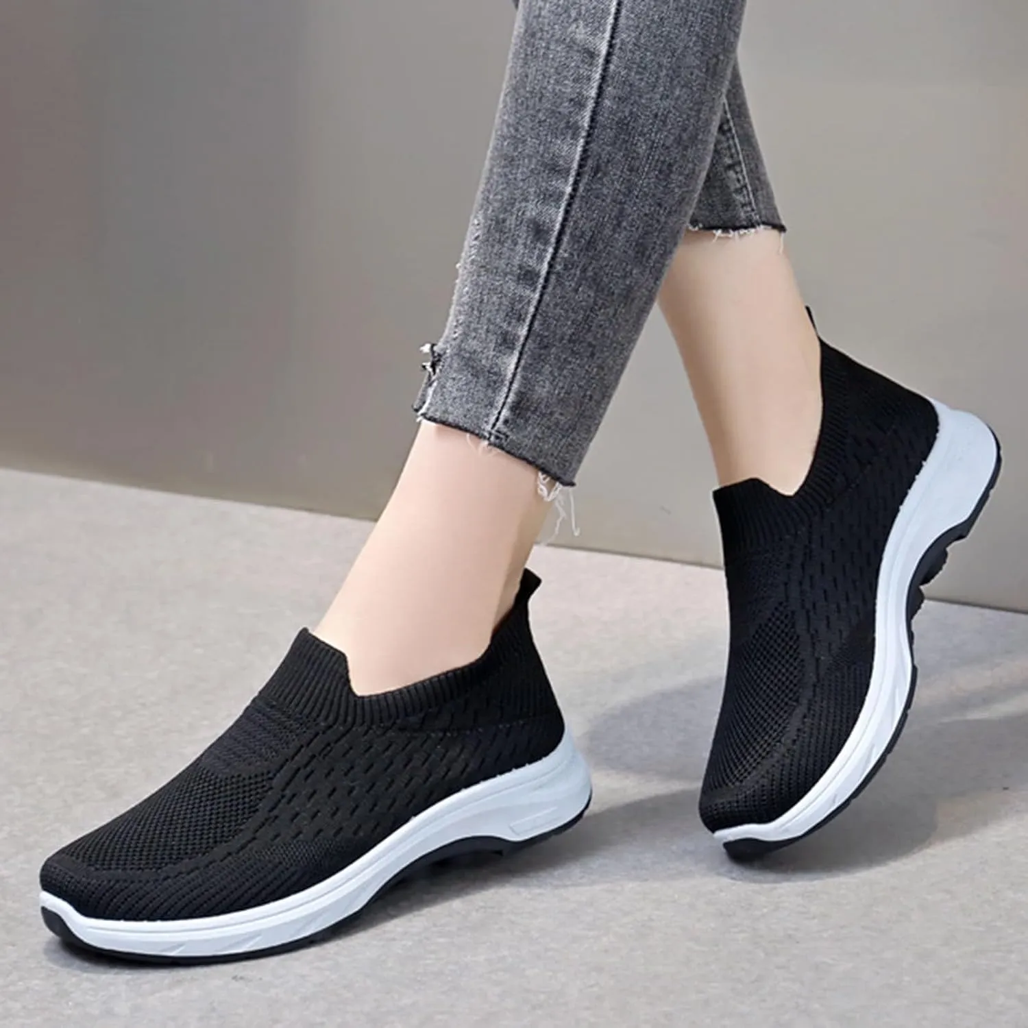 Women's Sneakers Non Slip Thick Bottom Sneakers Fashionable Breathable Mesh Shoes Stretch Minimalist Shoes
