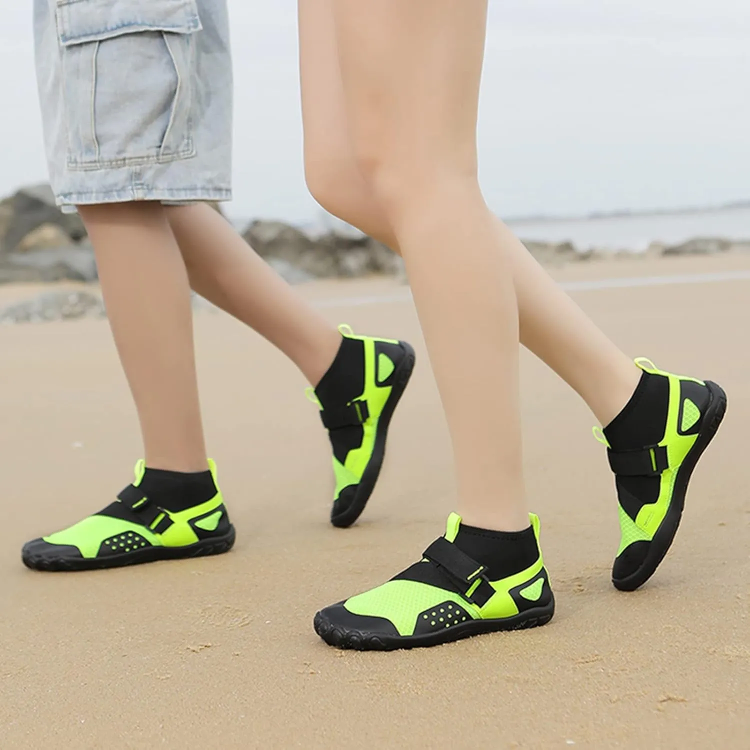 Women's Water Shoes Quick Dry Breathable Barefoot Aqua Sneakers for Summer Beach Surf Hiking Running Footwear